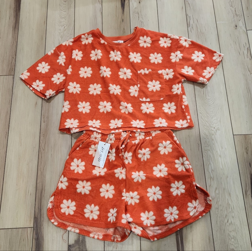 New In Floral Orange Set